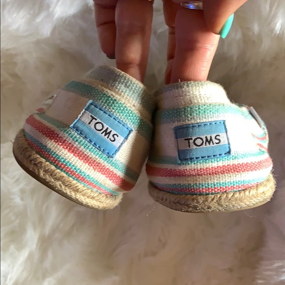 Toms slip on shoes - Picture 4 of 5